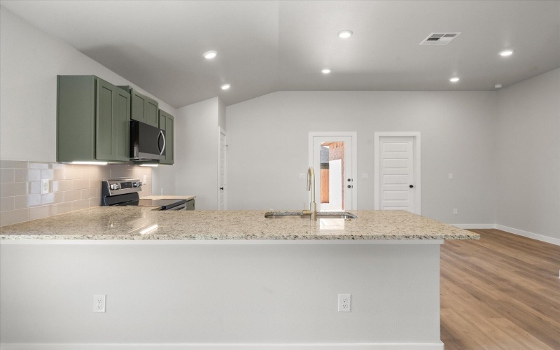 2204 134th Street, Lubbock, TX 79423, 3 Bedrooms Bedrooms, ,2 BathroomsBathrooms,Residential,For Sale,2204 134th Street,202557265