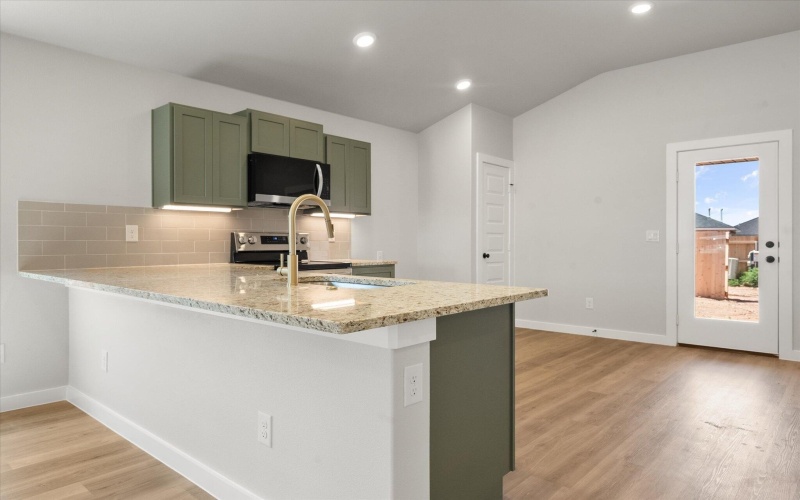 2204 134th Street, Lubbock, TX 79423, 3 Bedrooms Bedrooms, ,2 BathroomsBathrooms,Residential,For Sale,2204 134th Street,202557265