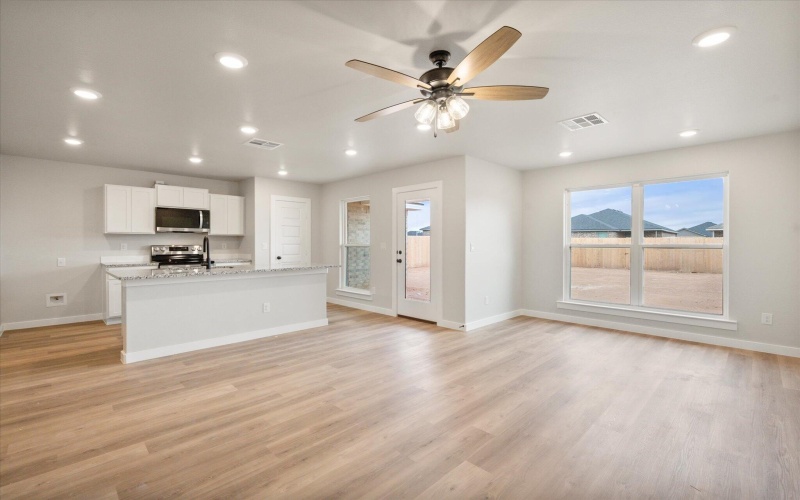 2305 133rd Street, Lubbock, TX 79423, 3 Bedrooms Bedrooms, ,2 BathroomsBathrooms,Residential,For Sale,2305 133rd Street,202557266