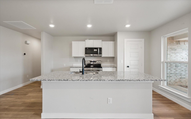 2305 133rd Street, Lubbock, TX 79423, 3 Bedrooms Bedrooms, ,2 BathroomsBathrooms,Residential,For Sale,2305 133rd Street,202557266