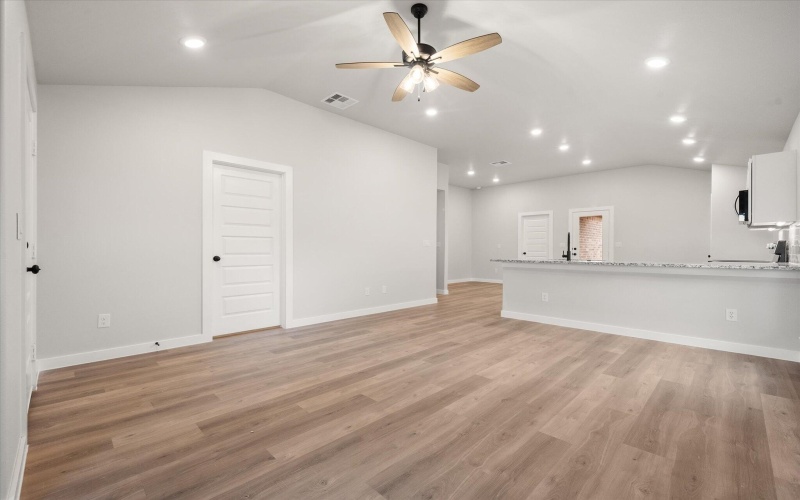 2307 133rd Street, Lubbock, TX 79423, 3 Bedrooms Bedrooms, ,2 BathroomsBathrooms,Residential,For Sale,2307 133rd Street,202557268