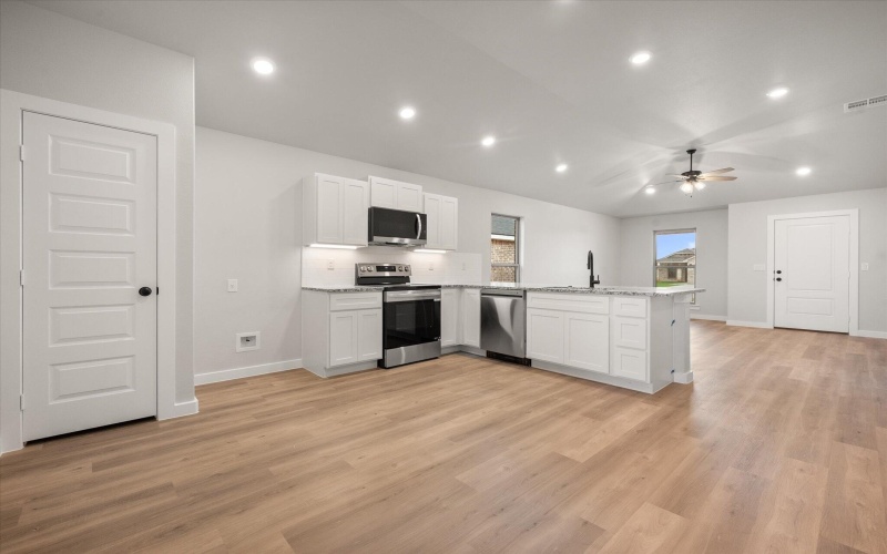2307 133rd Street, Lubbock, TX 79423, 3 Bedrooms Bedrooms, ,2 BathroomsBathrooms,Residential,For Sale,2307 133rd Street,202557268