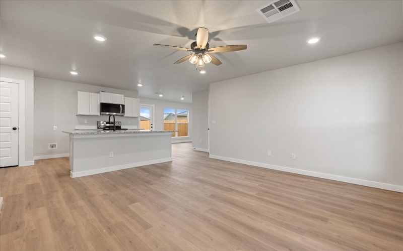 2309 133rd Street, Lubbock, TX 79423, 3 Bedrooms Bedrooms, ,2 BathroomsBathrooms,Residential,For Sale,2309 133rd Street,202557270