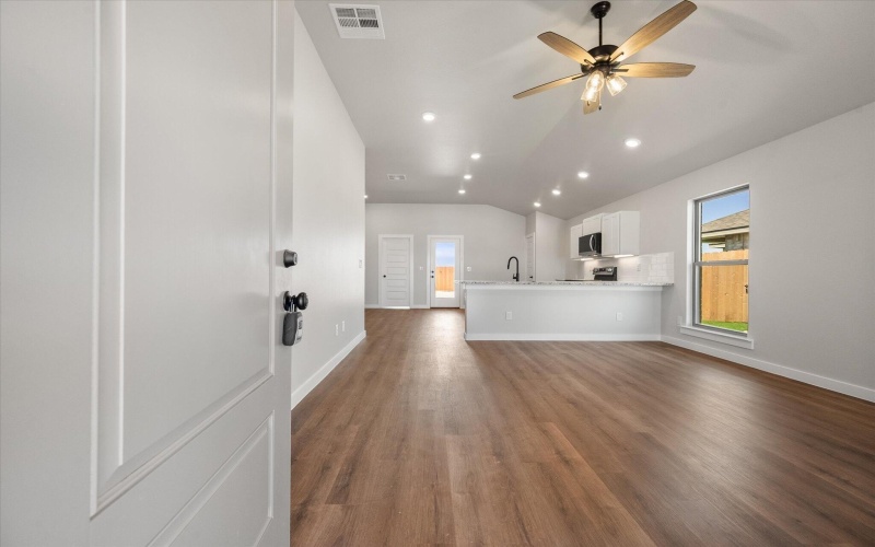 2312 133rd Street, Lubbock, TX 79423, 3 Bedrooms Bedrooms, ,2 BathroomsBathrooms,Residential,For Sale,2312 133rd Street,202557273