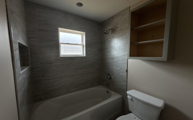 1619 Tutor Dr., Laredo, TX 78046, 3 Bedrooms Bedrooms, ,2 BathroomsBathrooms,Residential,For Sale,1619 Tutor Dr.,20252846