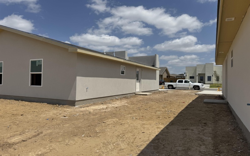 1619 Tutor Dr., Laredo, TX 78046, 3 Bedrooms Bedrooms, ,2 BathroomsBathrooms,Residential,For Sale,1619 Tutor Dr.,20252846