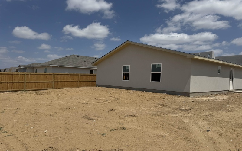 1619 Tutor Dr., Laredo, TX 78046, 3 Bedrooms Bedrooms, ,2 BathroomsBathrooms,Residential,For Sale,1619 Tutor Dr.,20252846