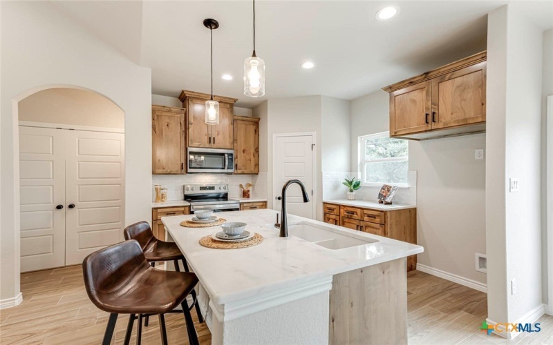 294 Lighthouse, Canyon Lake, TX 78133, 3 Bedrooms Bedrooms, ,2 BathroomsBathrooms,Residential,For Sale,294 Lighthouse,0,585448