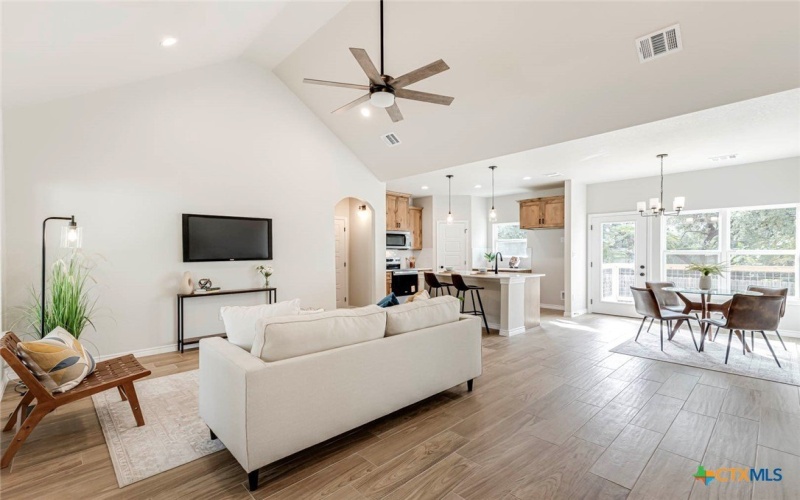 294 Lighthouse, Canyon Lake, TX 78133, 3 Bedrooms Bedrooms, ,2 BathroomsBathrooms,Residential,For Sale,294 Lighthouse,0,585448