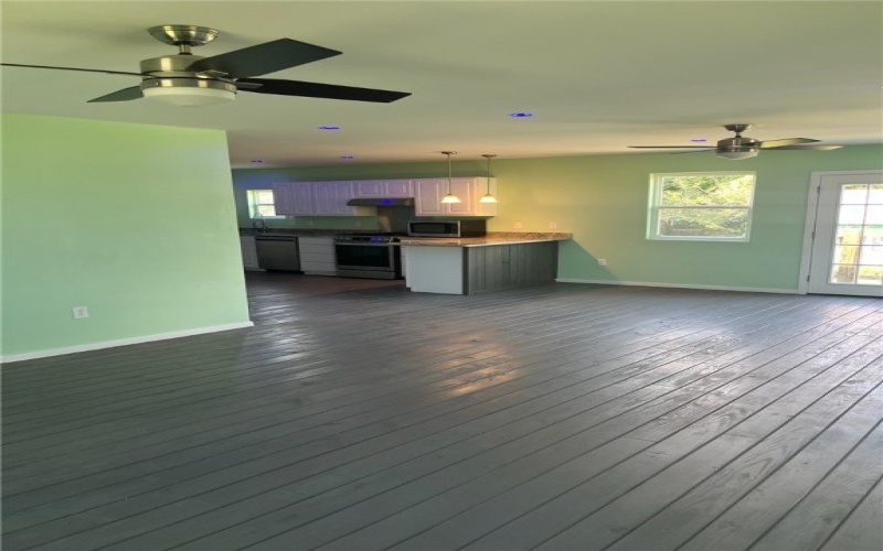 1123 S Fuqua Street, Rockport, TX 78382, 3 Bedrooms Bedrooms, ,2 BathroomsBathrooms,Residential,For Sale,1123 S Fuqua Street,458884