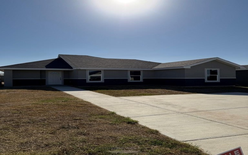 2874 Garden View Dr., Eagle Pass, TX 78852, 3 Habitaciones Habitaciones , ,2 BañosBaños,Residential,En Venta,2874 Garden View Dr.,0,81412