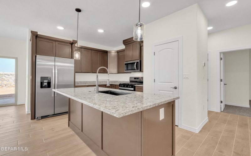 12325 Jack Vowell Way, El Paso, TX 79934, 4 Habitaciones Habitaciones , ,2 BañosBaños,Residential,En Venta,12325 Jack Vowell Way,0,925708