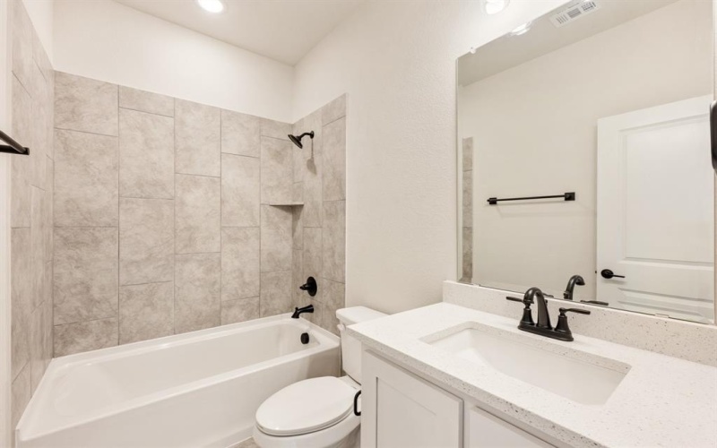 1233 Winona Street, DeSoto, TX 75115, 5 Habitaciones Habitaciones , ,5 BañosBaños,Residential,En Venta,1233 Winona Street,0,20988421