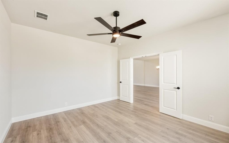 1233 Winona Street, DeSoto, TX 75115, 5 Habitaciones Habitaciones , ,5 BañosBaños,Residential,En Venta,1233 Winona Street,0,20988421