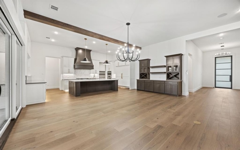7061 The Resort Drive, Fort Worth, TX 76179, 5 Bedrooms Bedrooms, ,5 BathroomsBathrooms,Residential,For Sale,7061 The Resort Drive,20988478