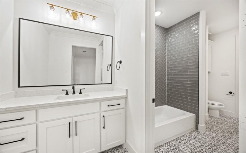 7061 The Resort Drive, Fort Worth, TX 76179, 5 Bedrooms Bedrooms, ,5 BathroomsBathrooms,Residential,For Sale,7061 The Resort Drive,20988478