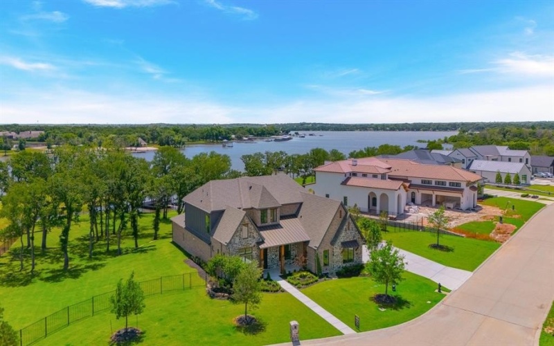 7061 The Resort Drive, Fort Worth, TX 76179, 5 Bedrooms Bedrooms, ,5 BathroomsBathrooms,Residential,For Sale,7061 The Resort Drive,20988478
