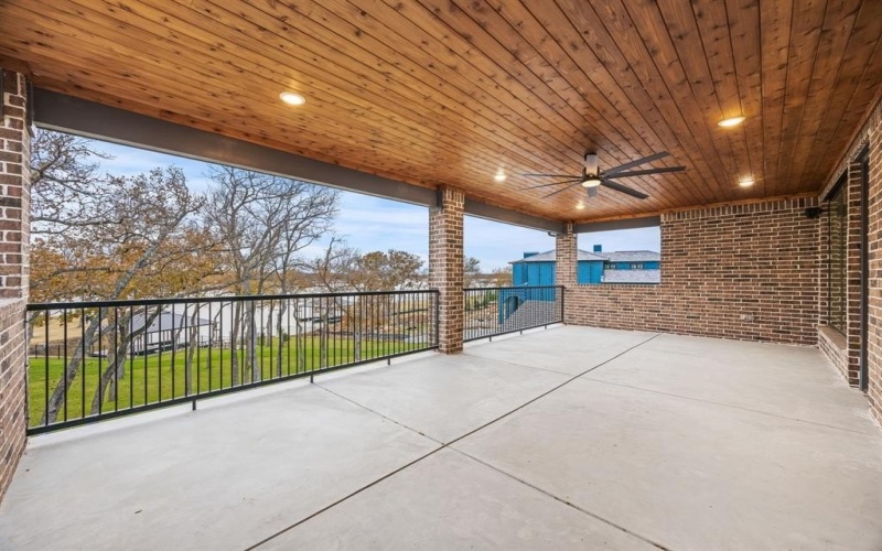 7061 The Resort Drive, Fort Worth, TX 76179, 5 Bedrooms Bedrooms, ,5 BathroomsBathrooms,Residential,For Sale,7061 The Resort Drive,20988478
