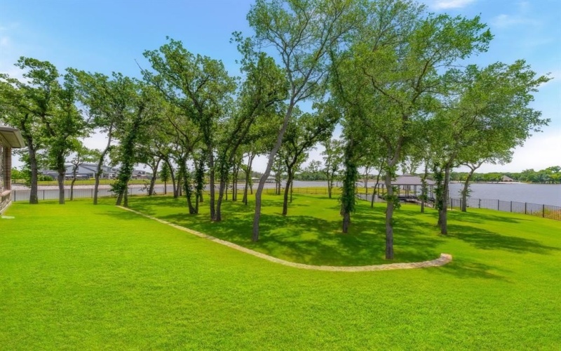 7061 The Resort Drive, Fort Worth, TX 76179, 5 Bedrooms Bedrooms, ,5 BathroomsBathrooms,Residential,For Sale,7061 The Resort Drive,20988478