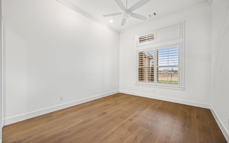 7061 The Resort Drive, Fort Worth, TX 76179, 5 Bedrooms Bedrooms, ,5 BathroomsBathrooms,Residential,For Sale,7061 The Resort Drive,20988478