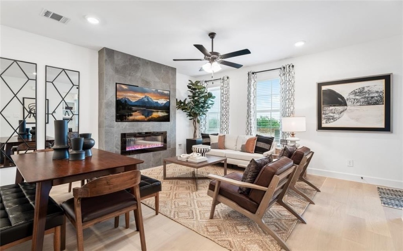 384 Greenhouse Drive, Plano, TX 75074, 4 Habitaciones Habitaciones , ,3 BañosBaños,Residential,En Venta,384 Greenhouse Drive,20988516