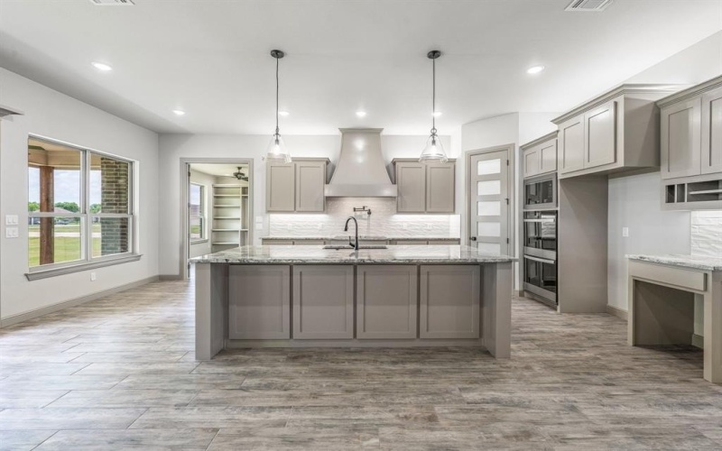 3701 Tremont Lane, Granbury, TX 76049, 4 Bedrooms Bedrooms, ,3 BathroomsBathrooms,Residential,For Sale,3701 Tremont Lane,20988569
