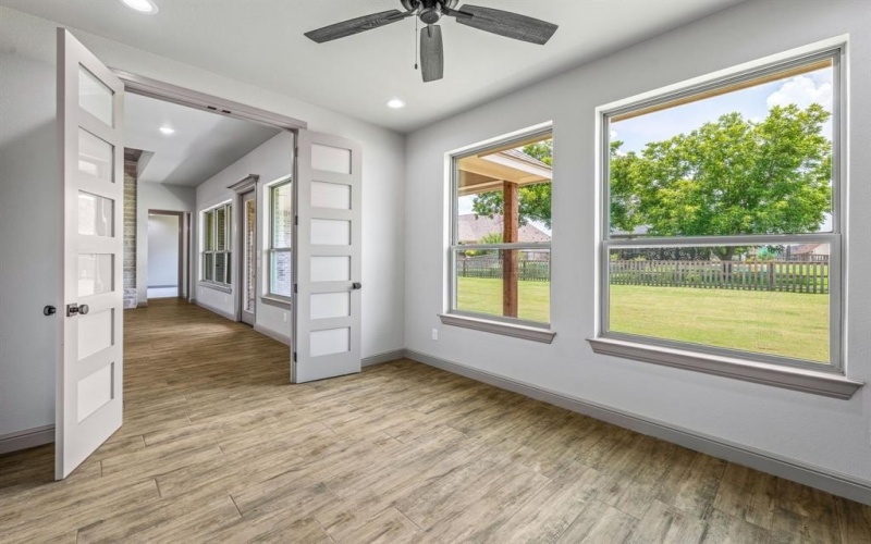 3701 Tremont Lane, Granbury, TX 76049, 4 Bedrooms Bedrooms, ,3 BathroomsBathrooms,Residential,For Sale,3701 Tremont Lane,20988569
