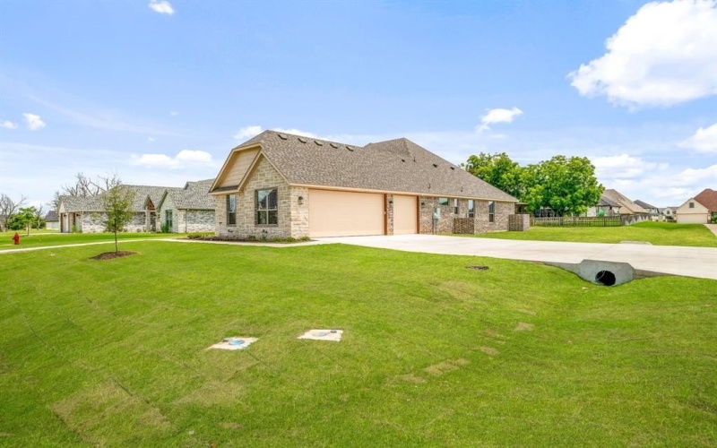 3701 Tremont Lane, Granbury, TX 76049, 4 Bedrooms Bedrooms, ,3 BathroomsBathrooms,Residential,For Sale,3701 Tremont Lane,20988569