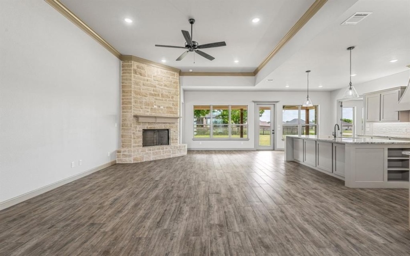 3701 Tremont Lane, Granbury, TX 76049, 4 Bedrooms Bedrooms, ,3 BathroomsBathrooms,Residential,For Sale,3701 Tremont Lane,20988569