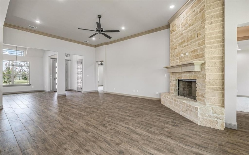3701 Tremont Lane, Granbury, TX 76049, 4 Bedrooms Bedrooms, ,3 BathroomsBathrooms,Residential,For Sale,3701 Tremont Lane,20988569