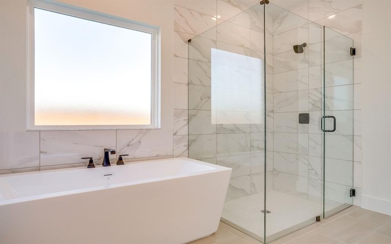 1656 Cedar Elm Way, Burleson, TX 76028, 4 Habitaciones Habitaciones , ,2 BañosBaños,Residential,En Venta,1656 Cedar Elm Way,0,20988608