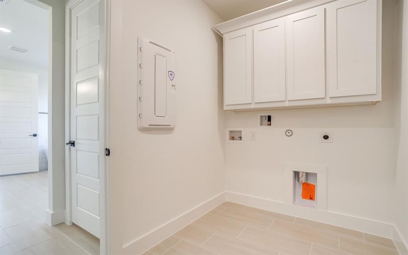 1656 Cedar Elm Way, Burleson, TX 76028, 4 Habitaciones Habitaciones , ,2 BañosBaños,Residential,En Venta,1656 Cedar Elm Way,0,20988608