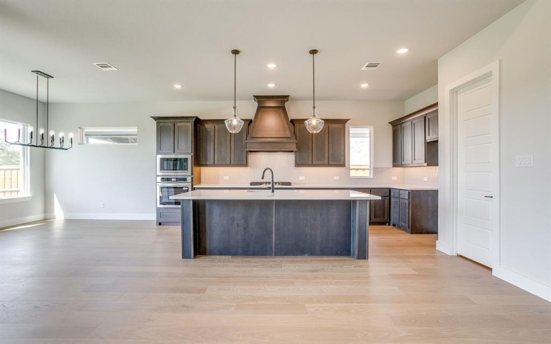 1660 Cedar Elm Way, Burleson, TX 76028, 4 Habitaciones Habitaciones , ,2 BañosBaños,Residential,En Venta,1660 Cedar Elm Way,0,20988661