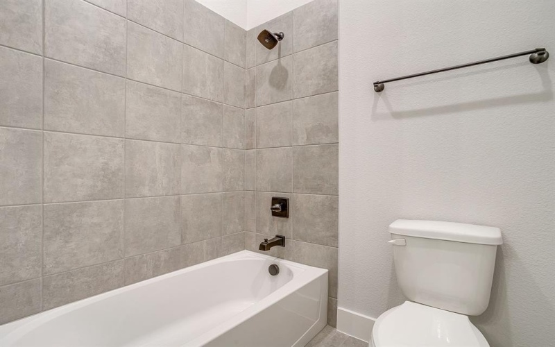 1660 Cedar Elm Way, Burleson, TX 76028, 4 Habitaciones Habitaciones , ,2 BañosBaños,Residential,En Venta,1660 Cedar Elm Way,0,20988661