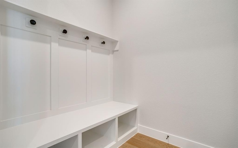 1660 Cedar Elm Way, Burleson, TX 76028, 4 Habitaciones Habitaciones , ,2 BañosBaños,Residential,En Venta,1660 Cedar Elm Way,0,20988661