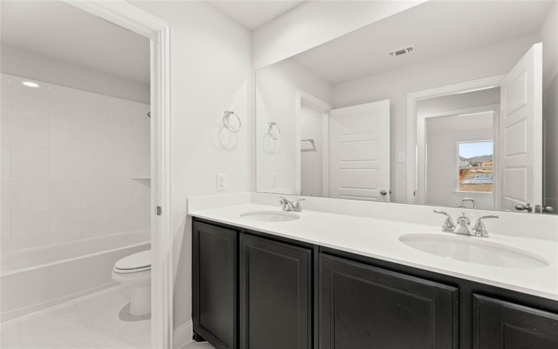 1125 Foxtail Drive, Justin, TX 76247, 4 Habitaciones Habitaciones , ,3 BañosBaños,Residential,En Venta,1125 Foxtail Drive,20988697