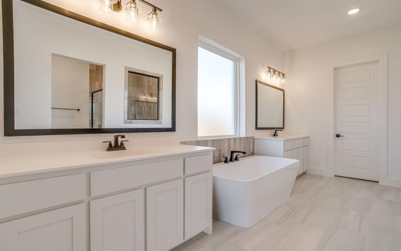 1652 Sequoia Way, Burleson, TX 76028, 4 Bedrooms Bedrooms, ,3 BathroomsBathrooms,Residential,For Sale,1652 Sequoia Way,0,20988707