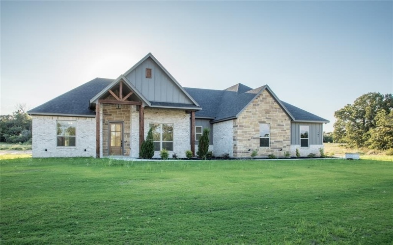 141 Prairie Winds Drive, Poolville, TX 76487, 3 Bedrooms Bedrooms, ,2 BathroomsBathrooms,Residential,For Sale,141 Prairie Winds Drive,0,20988729