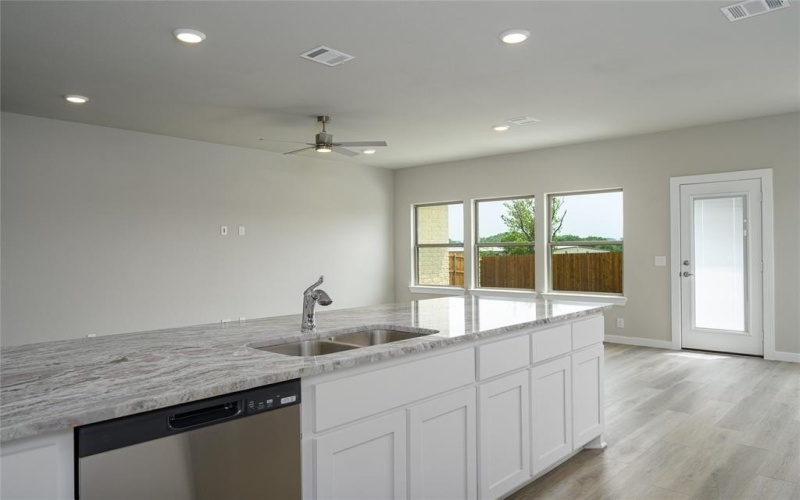 205 Woodhollow Drive, Blue Ridge, TX 75424, 3 Bedrooms Bedrooms, ,2 BathroomsBathrooms,Residential,For Sale,205 Woodhollow Drive,20988791