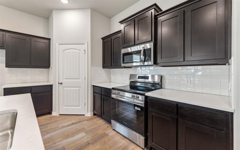 1248 Sabine River Lane, Springtown, TX 76082, 3 Bedrooms Bedrooms, ,2 BathroomsBathrooms,Residential,For Sale,1248 Sabine River Lane,0,20989064