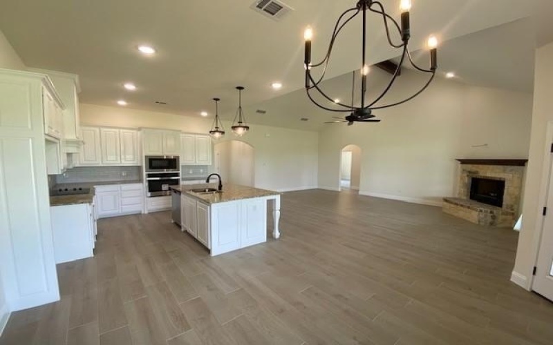 1001 Katie Court, Reno, TX 76020, 4 Habitaciones Habitaciones , ,2 BañosBaños,Residential,En Venta,1001 Katie Court,20989077
