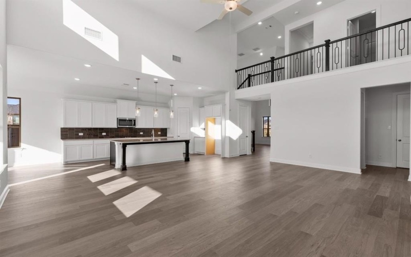 1800 Topaz Pier Lane, Mesquite, TX 75181, 4 Bedrooms Bedrooms, ,3 BathroomsBathrooms,Residential,For Sale,1800 Topaz Pier Lane,0,20989084