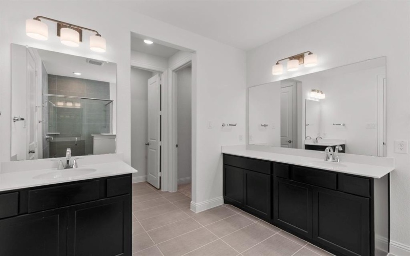 1800 Topaz Pier Lane, Mesquite, TX 75181, 4 Bedrooms Bedrooms, ,3 BathroomsBathrooms,Residential,For Sale,1800 Topaz Pier Lane,0,20989084