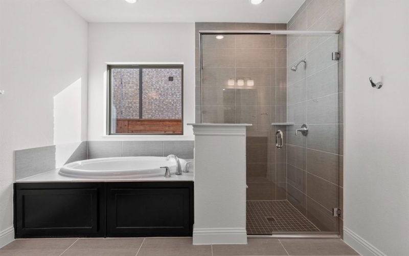 1800 Topaz Pier Lane, Mesquite, TX 75181, 4 Bedrooms Bedrooms, ,3 BathroomsBathrooms,Residential,For Sale,1800 Topaz Pier Lane,0,20989084