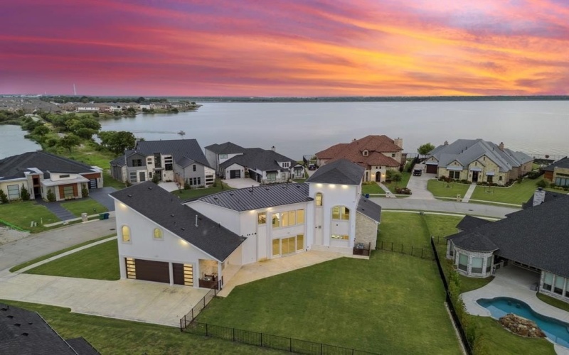 1933 Noe Boulevard, Heath, TX 75126, 5 Bedrooms Bedrooms, ,5 BathroomsBathrooms,Residential,For Sale,1933 Noe Boulevard,20982347