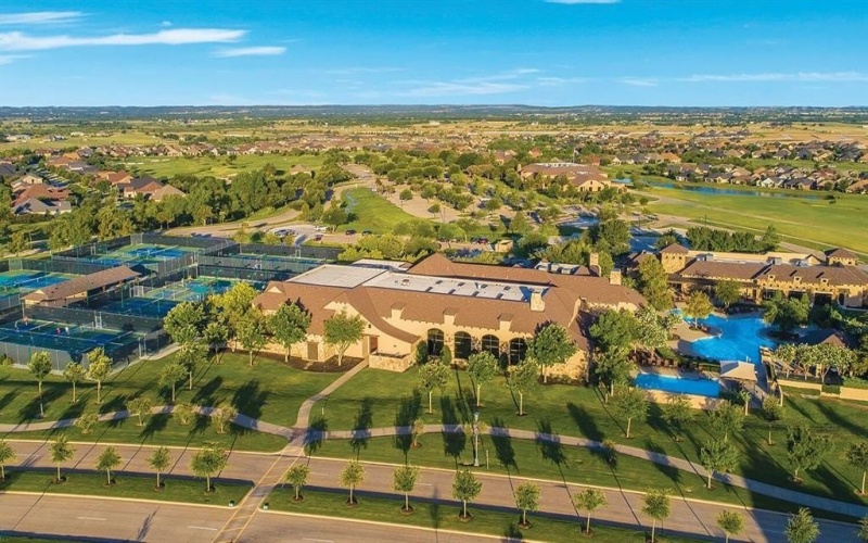 10008 Baywood Court, Denton, TX 76207, 2 Bedrooms Bedrooms, ,2 BathroomsBathrooms,Residential,For Sale,10008 Baywood Court,20982877