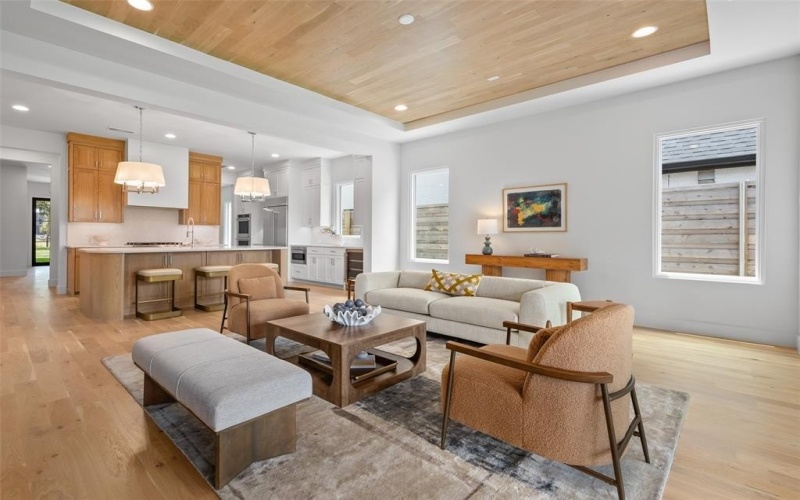 7523 Robin Road, Dallas, TX 75209, 4 Habitaciones Habitaciones , ,5 BañosBaños,Residential,En Venta,7523 Robin Road,20985863