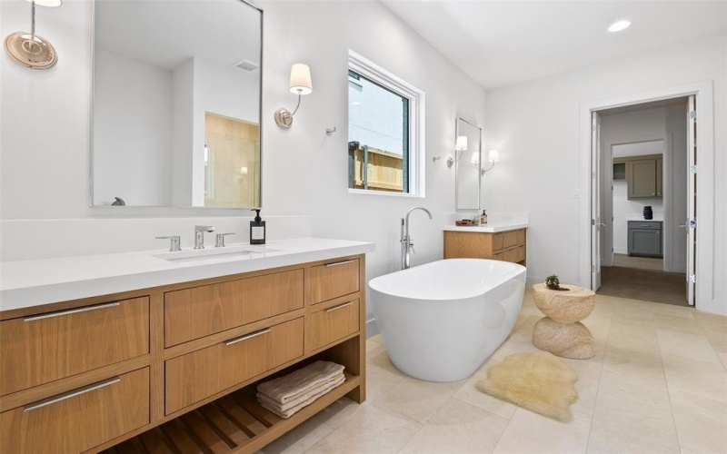 7523 Robin Road, Dallas, TX 75209, 4 Habitaciones Habitaciones , ,5 BañosBaños,Residential,En Venta,7523 Robin Road,20985863
