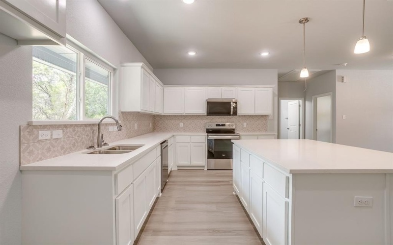 9320 Apache Trail, Rio Vista, TX 76093, 3 Habitaciones Habitaciones , ,2 BañosBaños,Residential,En Venta,9320 Apache Trail,0,20986049