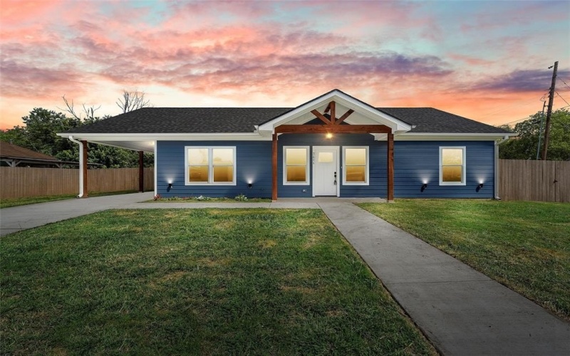 3606 Latimer Street, Bellmead, TX 76705, 3 Habitaciones Habitaciones , ,2 BañosBaños,Residential,En Venta,3606 Latimer Street,20986405